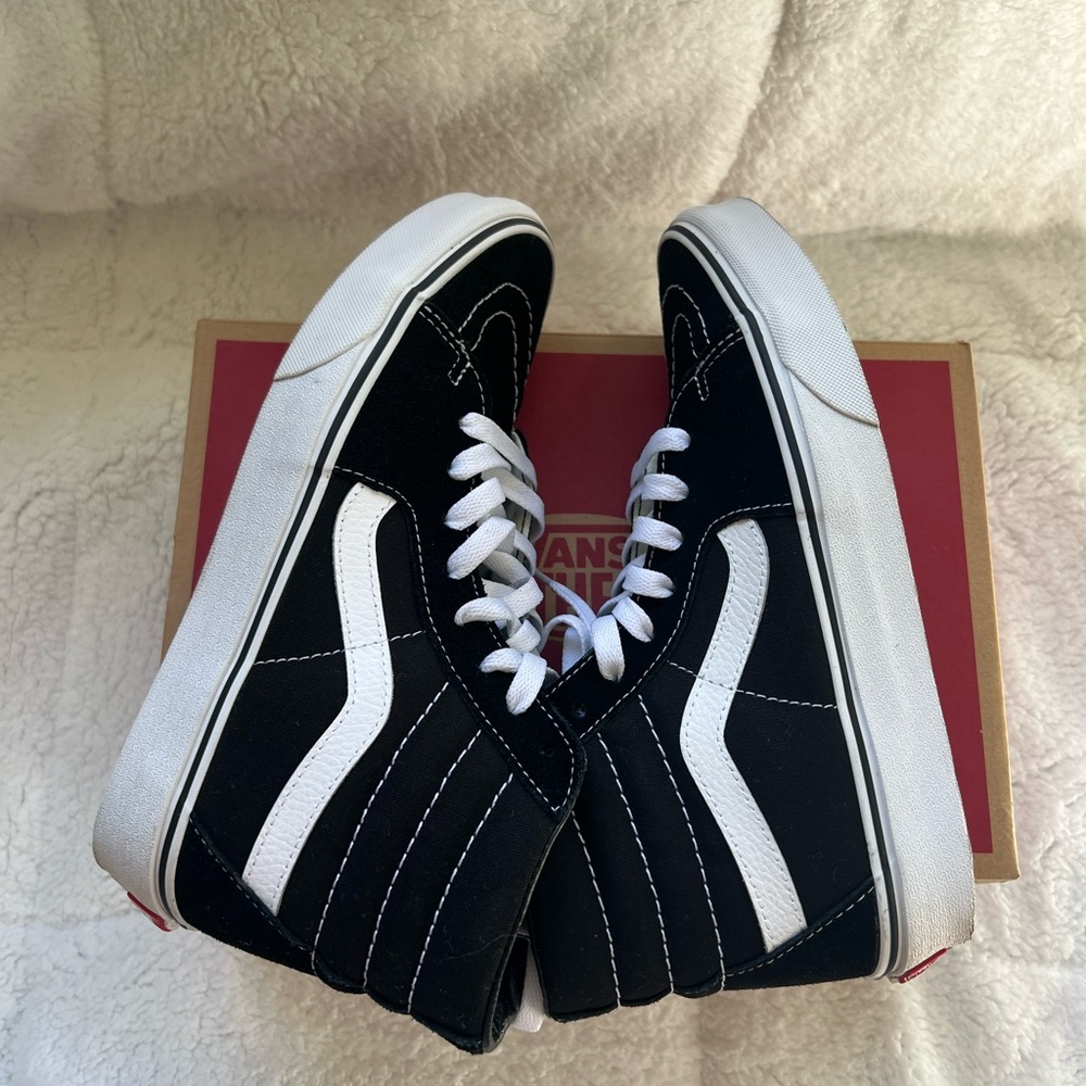 Vans Black and White Sneakers - Picture 9 of 15